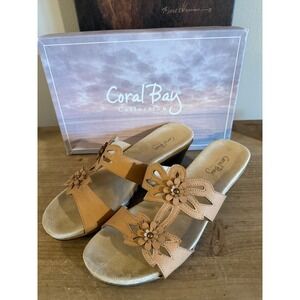 Coral Bay Collection Womens Tan Floral Wedge Slide Sandals Size 8M Cutout Flower